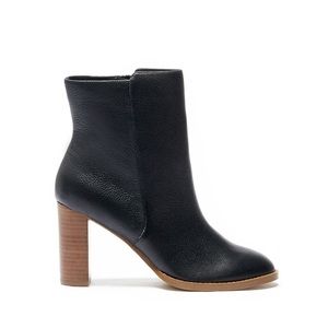 New Sole Society black leather ankle booties Micah